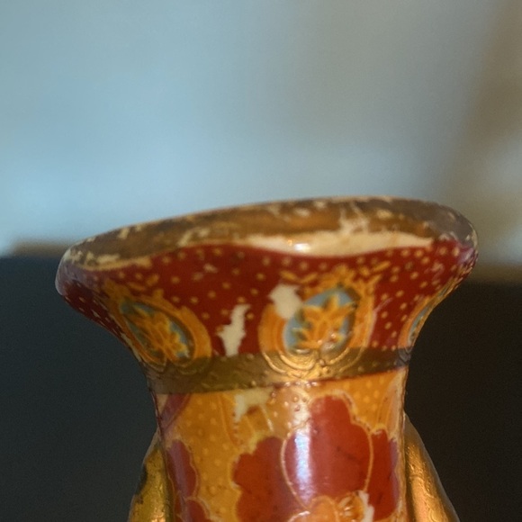 Vintage Miniature ceramic Chinese Vase urn oriental style hand painted. Gold. - Picture 6 of 12